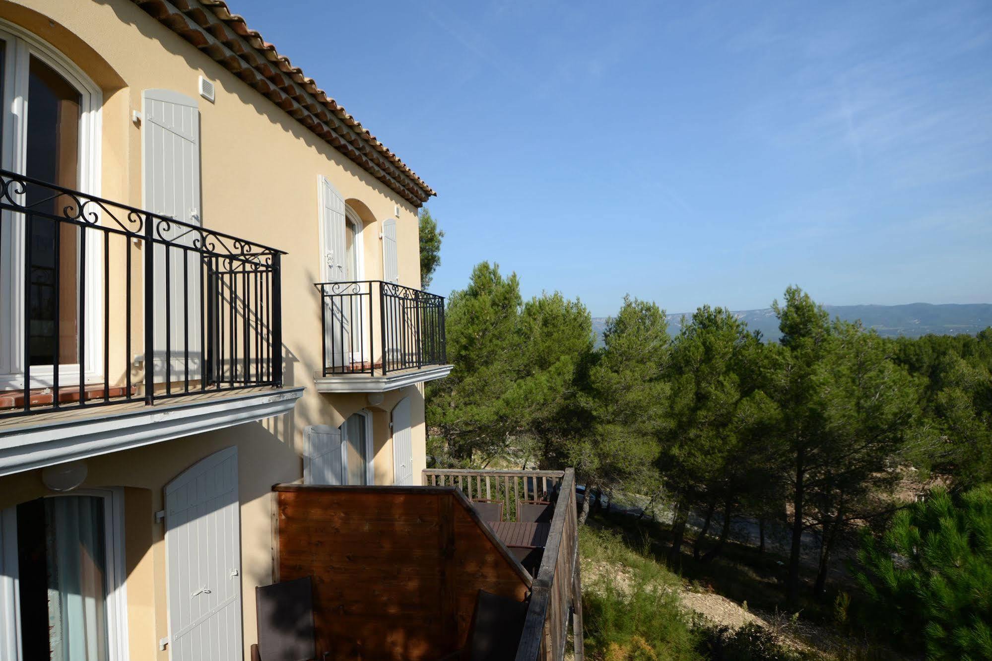 Residence Pierre & Vacances Les Coteaux De Pont-Royal Mallemort Exterior foto